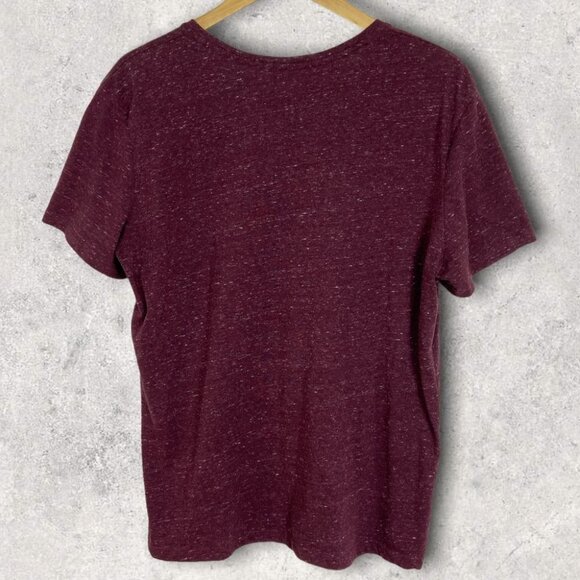 MEC Organic Cotton Short Sleeve V-Neck Tee Size Large T-Shirt Heathered Purple L - Picture 3 of 6
